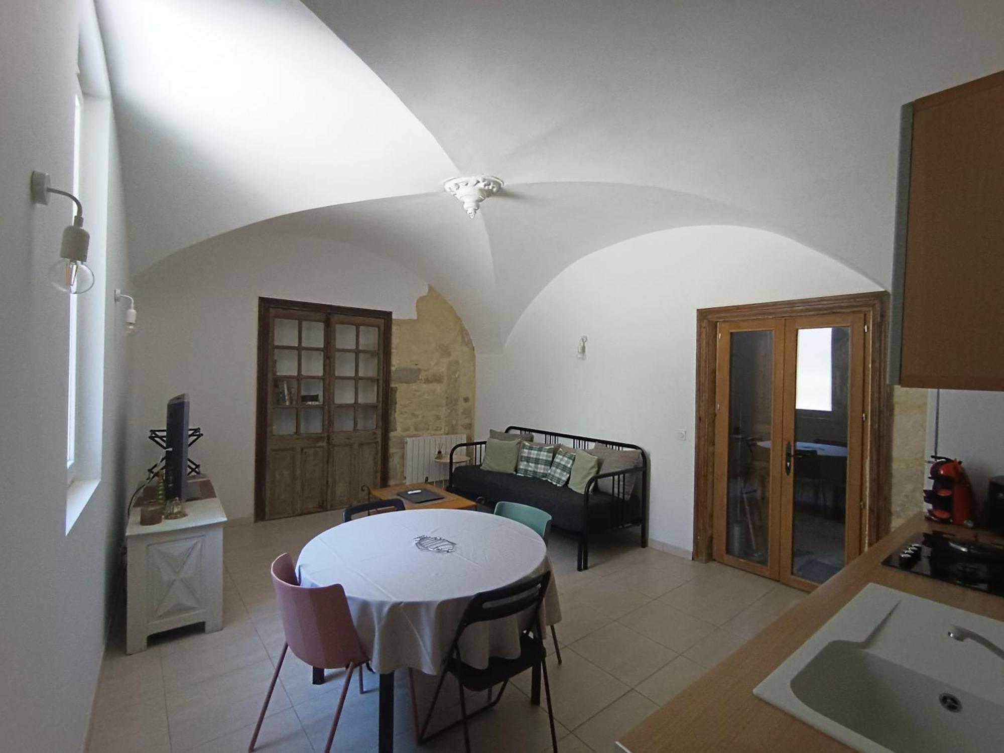 Dans Maison De Maitre, Appartement Independant. Montfrin Eksteriør billede